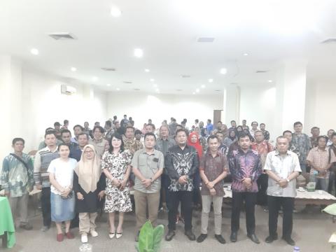 Rapat Kerja Teknis Persiapan Pembekalan Pengawas TPS Pada Pemilu Serentak Tahun 2024 Bagi Panwaslu Kecamatan Se-Kabupaten Simalungun yang berlangsung di Siantar Hotel Jl. WR. Supratman No.3 Dwikora, Proklamasi, Kec. Siantar Barat, Kota Pematang Siantar, Minggu (21/01/2024)