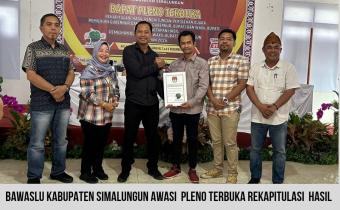 Penyerahan Berita Acara dan D Hasil Rekapitulasi dan Penetapan Pemilihan Bupati dan Wakil Bupati Simalungun 2024 dari KPU Simalungun kepada Bawaslu Simalungun
