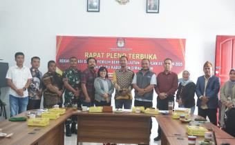 Bawaslu Kabupaten Simalungun Awasi Rapat Pleno Terbuka Rekapitulasi PDPB Tahun 2025 Tingkat KPU Kabupaten Simalungun